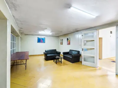 Edifício à venda com 25 suítes e 2 lojas no Centro 5