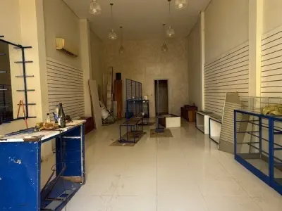 Edifício à venda com espaço comercial e apartamento, zona Mercado 4, Assunção 2