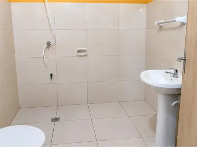 Edificio en venta en Mariano Roque Alonso, San Blas 4