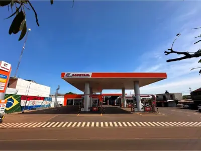Posto de combustível à venda no Área 4, Ciudad del Este 3
