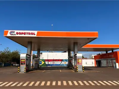 Posto de combustível à venda no Área 4, Ciudad del Este 4