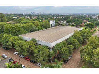 Galpón industrial en venta en Fernando de la Mora 4