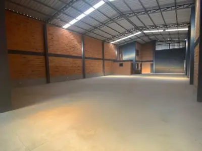 Galpón industrial 330 m² en alquiler — Centro Logístico MRA 2, Mariano Roque Alonso (Módulo 2) 3