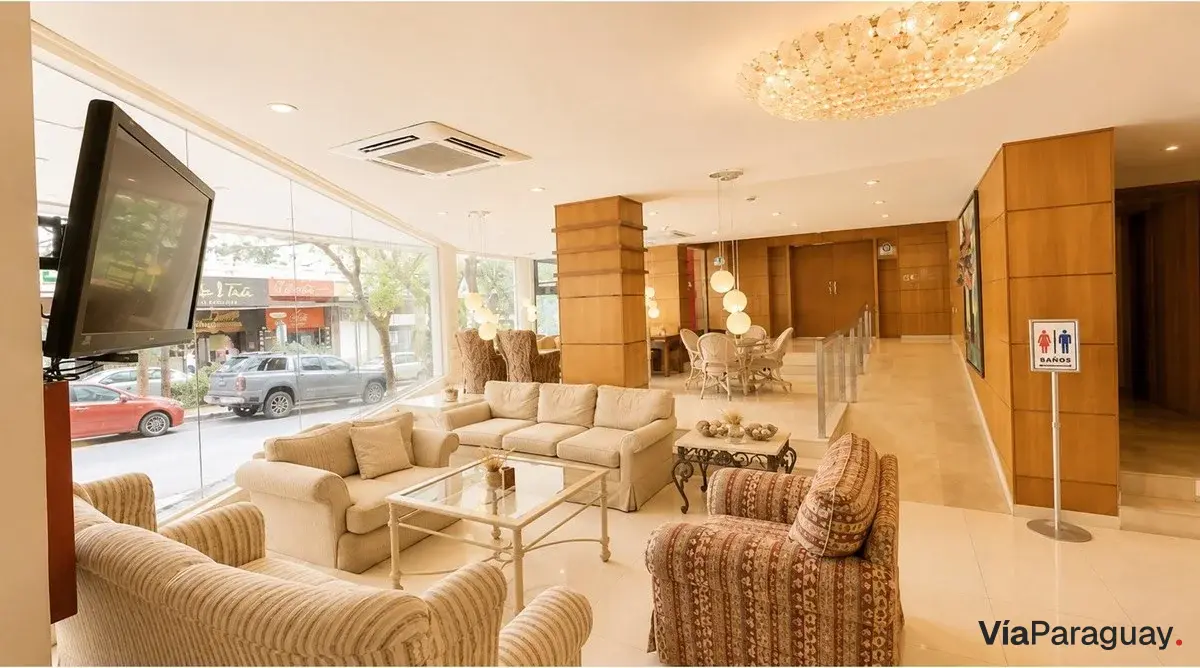 Hotel à venda no centro de Ciudad del Este — 73 suítes
