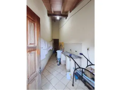 Hotel-motel en venta en Ybycuí, Paraguarí 4