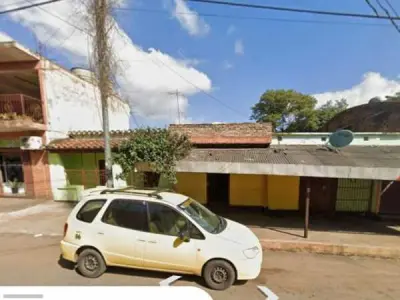 Commercial Property for Sale in Fernando de la Mora 2