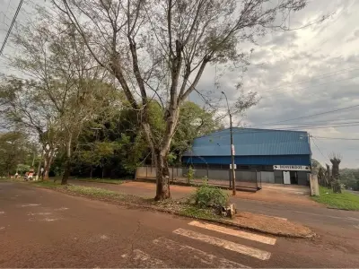Imóvel comercial à venda em Hernandarias 2