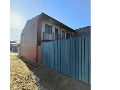 Espaço comercial com 2 apartamentos à venda em Reducto 4