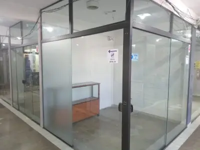 Loja comercial com 3 ambientes no Shopping A&C, Mercado 4 2