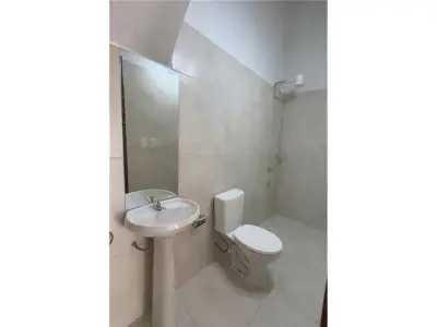 Local comercial en alquiler en Fernando de la Mora 4