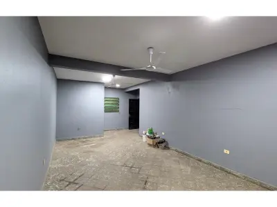 Local comercial en alquiler en Laguna Sati, Fernando de la Mora 3