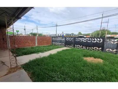 Local comercial en alquiler en Loma Plata, Boquerón 3