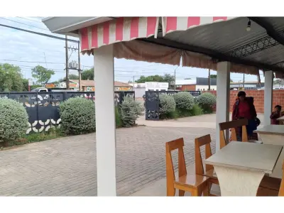 Local comercial en alquiler en Loma Plata, Boquerón 4