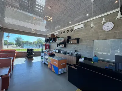 Local comercial en alquiler en Loma Plata, Boquerón 5