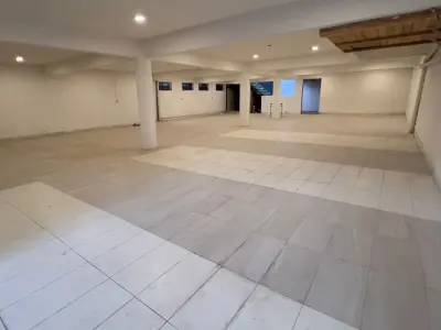 Espaço comercial para alugar em Ñemby, Central 5