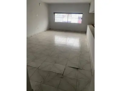 Commercial space for rent in Pettirossi, Asunción 3