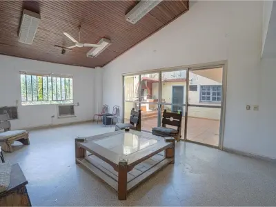 Commercial space for rent in Recoleta, Asunción 3