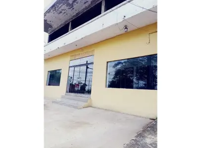 Espaço comercial para alugar em San Blas, San Antonio 4