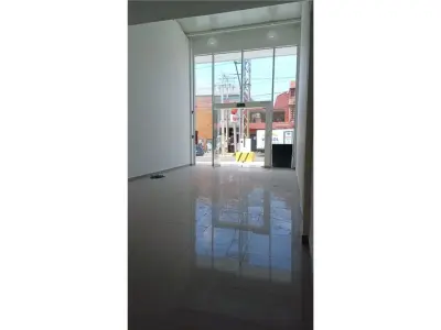 Local comercial en alquiler en Ycuá Satí, Asunción 4
