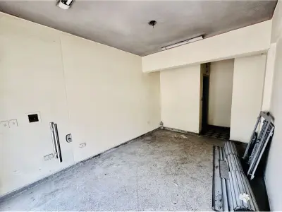Sala comercial para alugar na rua Brasil, Barrio San Roque 4