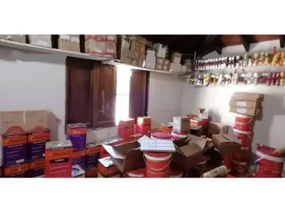 Local comercial en venta en el centro de San Lorenzo 4