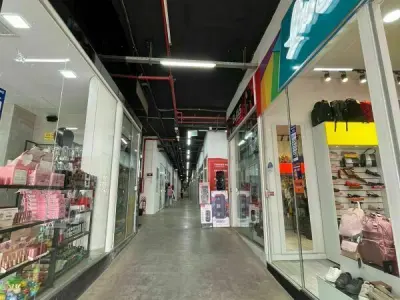 Local comercial en venta en el Mercado 4, Asunción 2