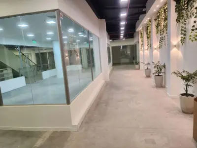 Commercial unit for sale in Galería M4, Pettirossi 3
