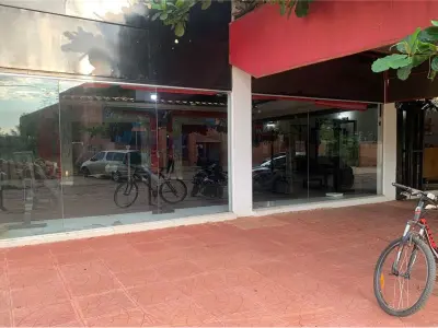 Local comercial à venda em Laurelty, Luque 3