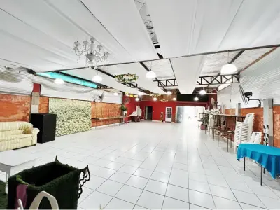 Local comercial en venta en Santa Ana, Asunción 4