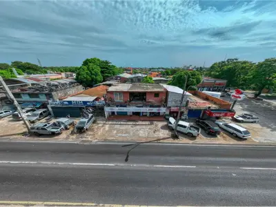 Local comercial à venda na Av. Defensores del Chaco 2