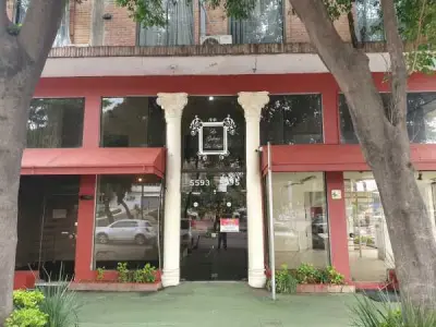 Commercial Space for Sale on Luis Alberto de Herrera 2