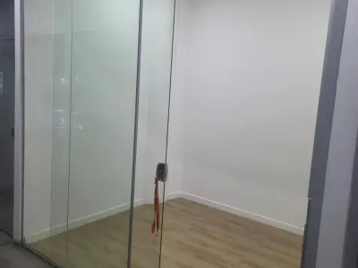 Gallery Shop for Rent in Asunción | Galería M4 | 6 m² 3