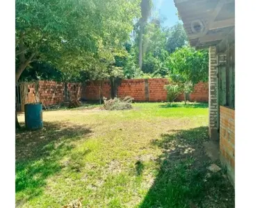 Terreno à venda de 1.170 m² em Luque, Central 3