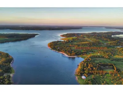 Lote à venda no condomínio La Reina del Lago, Alto Paraná 4