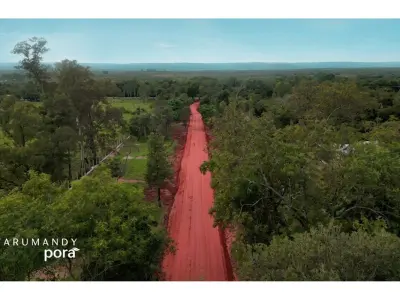 Terreno à venda em condomínio fechado Porã Tarumandy, Luque 3