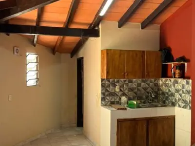 Monoambiente para alugar na Zona Leopardi 3