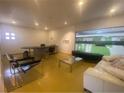 Oficina comercial en venta sobre Eusebio Ayala 3