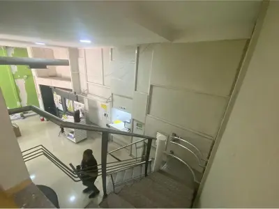Oficina comercial en venta sobre Eusebio Ayala 4
