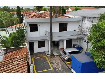 Escritório corporativo à venda em Los Laureles, Assunção 2