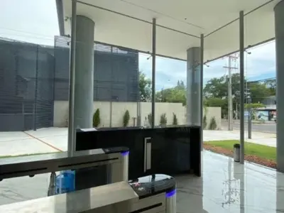 Corporate office for sale at Trading Park, Asunción 4