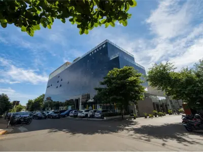Escritório corporativo à venda em Villa Morra, Assunção 2
