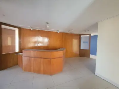 Office for rent, 380 m², Edificio Planeta I 3