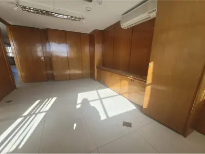 Office for rent, 380 m², Edificio Planeta I 4