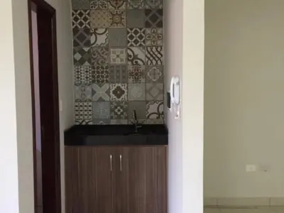 Oficina en alquiler en barrio Boquerón, Ciudad del Este 3
