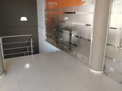 Oficina en alquiler en Barrio Herrera, Asunción 2