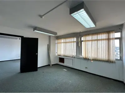 Escritório para alugar em edifício corporativo, Centro 4