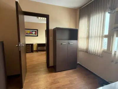 Sala comercial para alugar no centro de Assunção 2