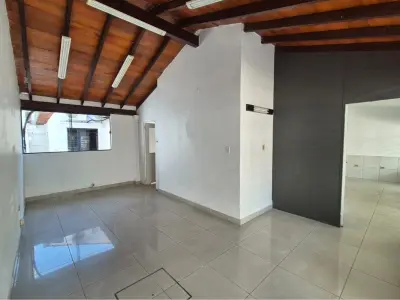Escritório para alugar em Mburicaó, Assunção 3