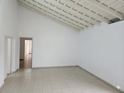 Escritório para alugar em Villa Aurelia, Assunção 2