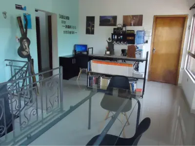 Oficina en alquiler para coworking en Villa Aurelia 2